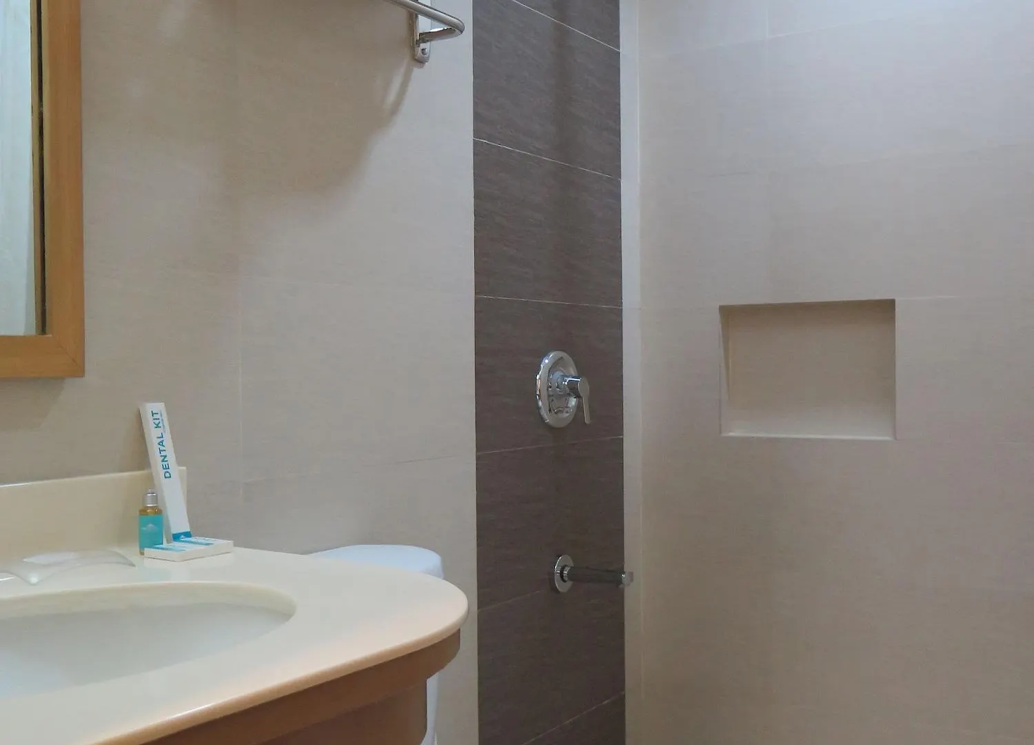 Microtel By Wyndham Davao 3*,  Filipiny